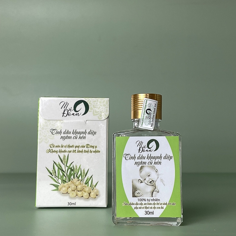 Dầu khuynh diệp cho bé loại nào tốt: Tinh dầu khuynh diệp ngâm củ nén Mệ Đoan