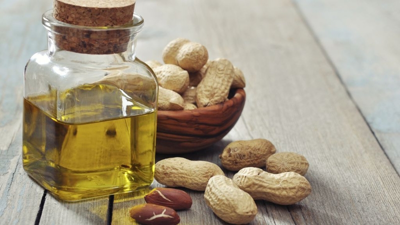 Dầu lạc nguyên chất để được bao lâu? Bảo quản thế nào? 2