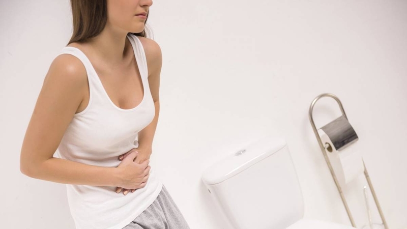 Đau lưng bên phải là biểu hiện của bệnh gì?2