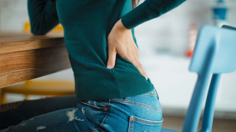 Đau lưng dưới ngày rụng trứng có nguy hiểm không? Cần làm gì 1