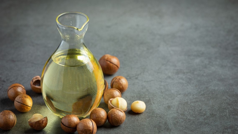 Một số đối tượng cần hạn chế dầu macca để đảm bảo an toàn