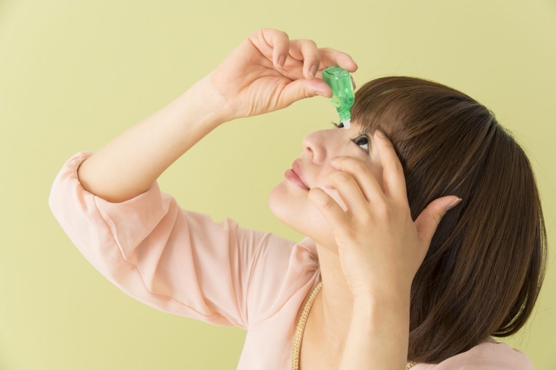 Dấu hiệu của bệnh đau mắt đỏ viêm kết mạc đã chuyển nặng 3