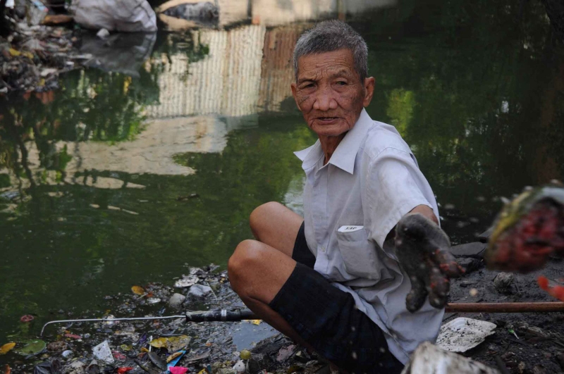 Bệnh đau mắt hột có tự khỏi không?