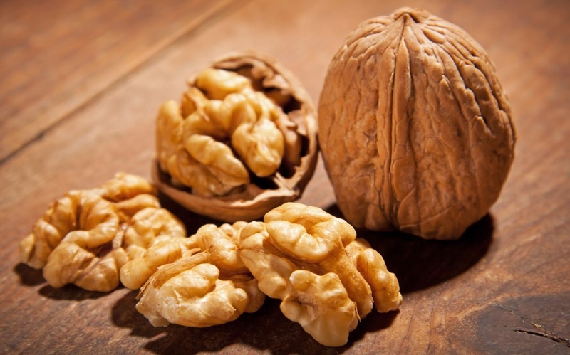 Dầu óc chó: Thành phần dinh dưỡng và lợi ích sức khỏe bất ngờ 1