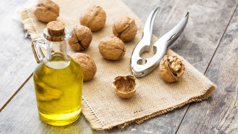 Dầu óc chó: Công dụng đối với sức khoẻ và cách sử dụng hiệu quả 1