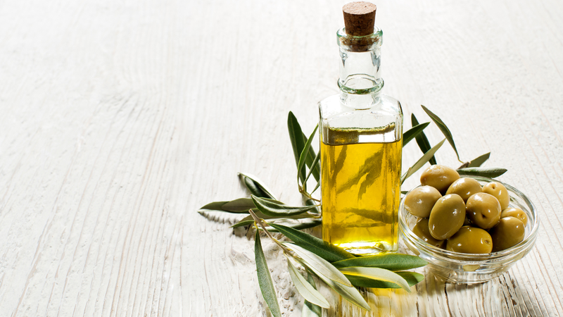 Dầu oliu giữ được gần như nguyên vẹn các dưỡng chất quý giá