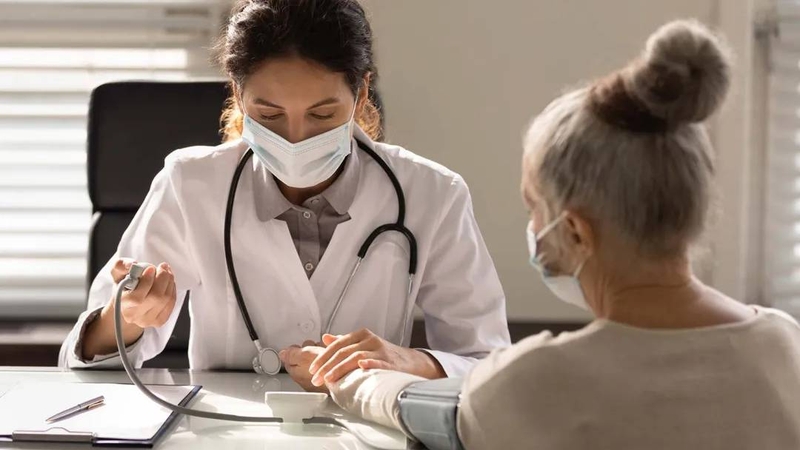 Người có yếu tố nguy cơ tim mạch nên kiểm tra sức khỏe định kỳ