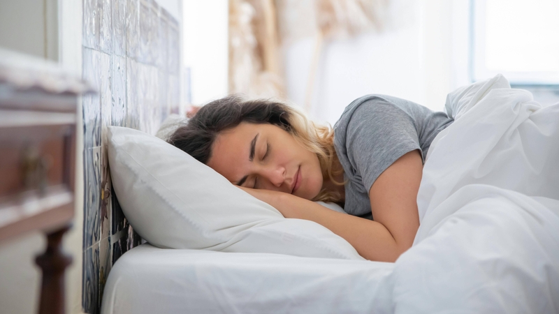 Đau thắt ngực không ổn định có thể xảy ra khi người bệnh đang nghỉ ngơi hoặc ngủ