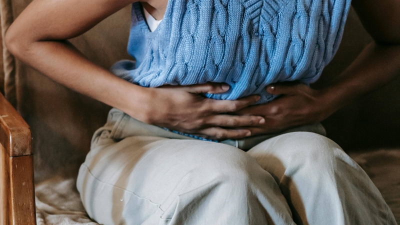 Đau thượng vị là gì? Là cơn đau xuất hiện tại vùng thượng vị từ âm ỉ đến dữ dội