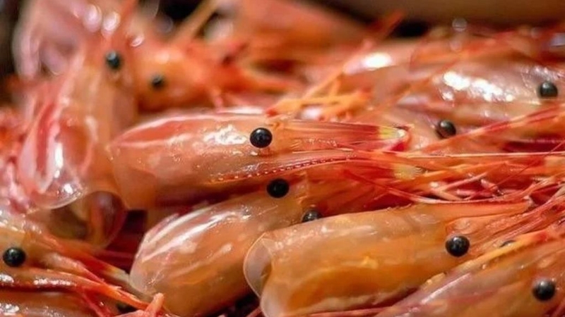 Đầu tôm ăn được không? Ăn như thế nào cho khoa học? 2