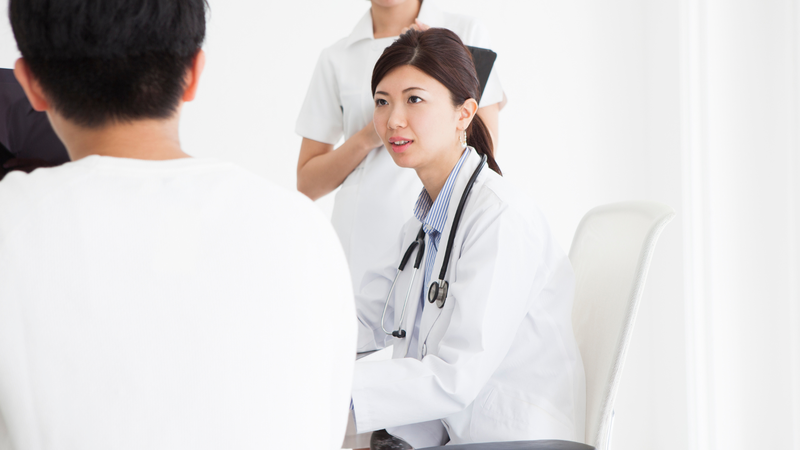 Nên tham khảo ý kiến bác sĩ hoặc chuyên gia y tế trước khi dùng dây gắm