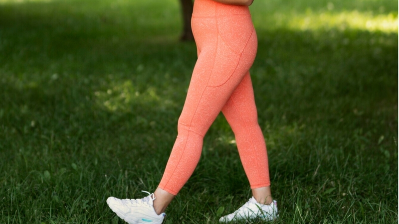 Vận động nhẹ nhàng sau sinh góp phần giảm cảm giác đau dạ con