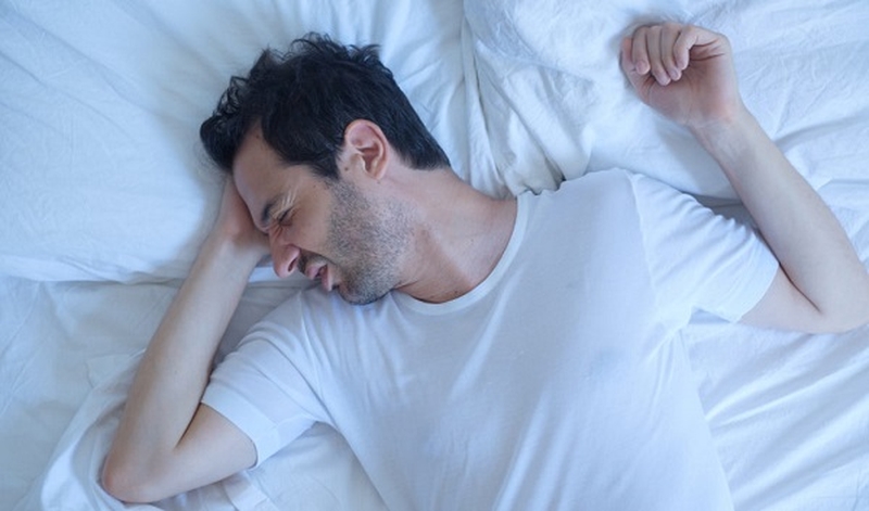 tinh-trang-kho-tho-ve-dem-nguyen-nhan-va-cach-phong-ngua-1