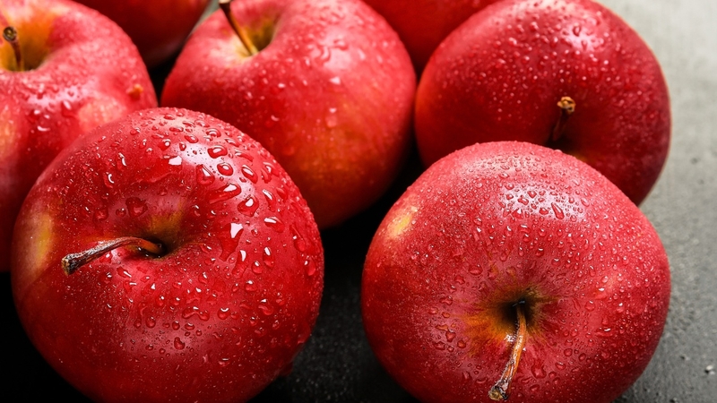 Đến tháng ăn táo được không? Cần lưu ý gì? 1