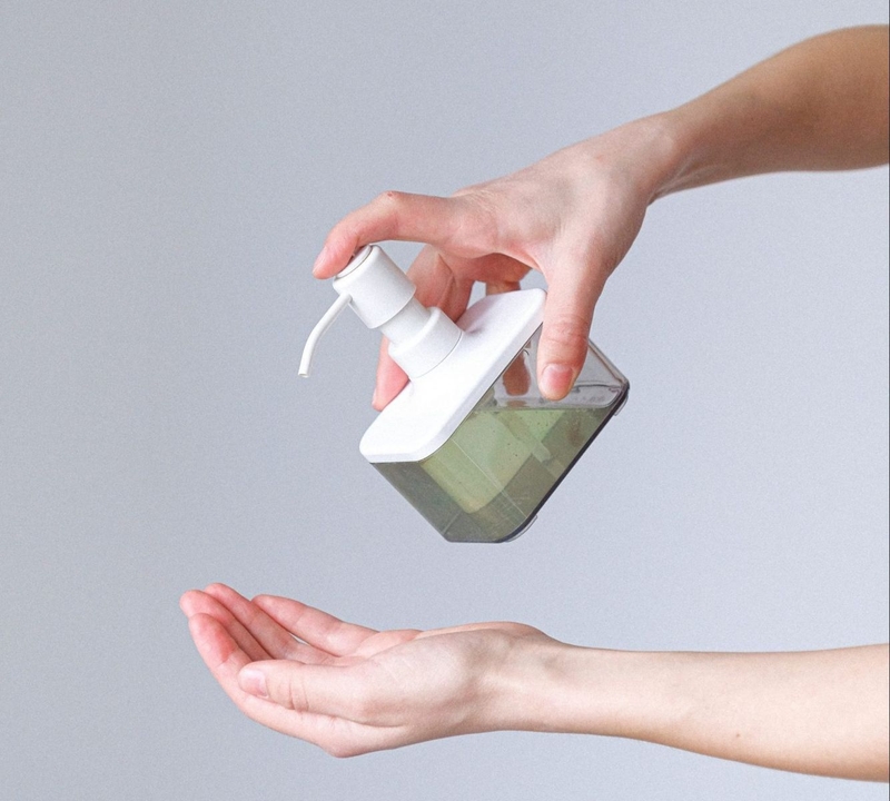 Đến tháng quan hệ nên đeo bao cao su và vệ sinh sạch sẽ