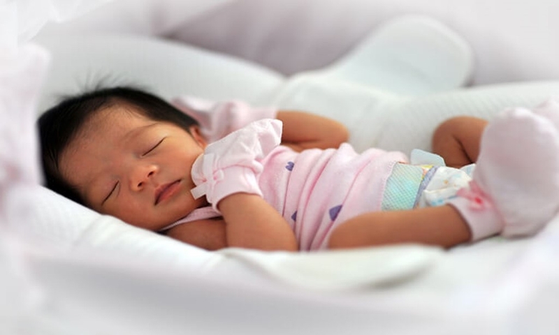 Đeo bao tay cho trẻ đến khi nào? Điều này có thật sự cần thiết? 1