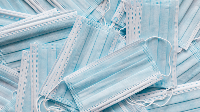 Đeo khẩu trang mặt nào đúng? Tại sao cần phải đeo khẩu trang y tế đúng cách? 3