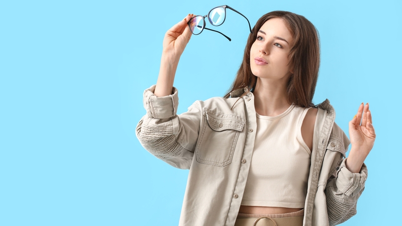 Đeo kính cận nhiều có tốt không? 1