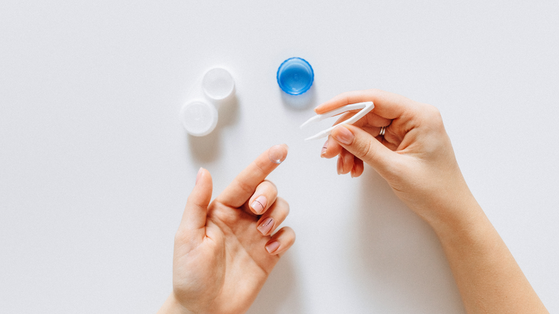 Đeo lens cận có bị tăng độ không? 3