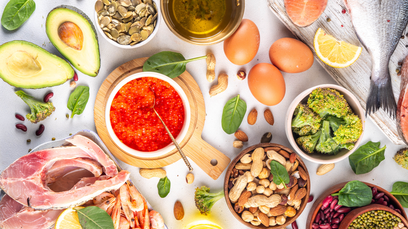 DHA có nhiều trong các loại cá béo như cá hồi, cá thu, cá mòi và một số loại hải sản