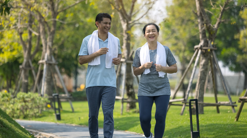 Đi bộ 30 phút mỗi ngày: Thói quen nhỏ giúp hạ huyết áp rõ rệt 1