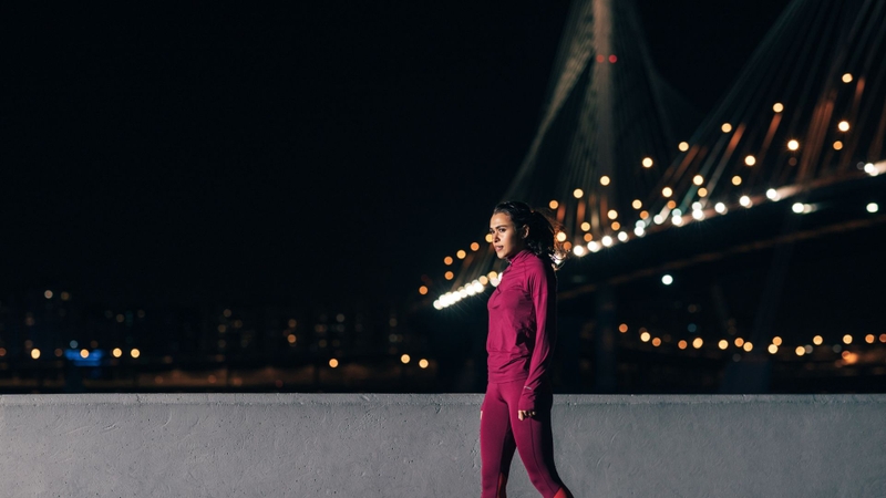 Đi bộ vào buổi tối giúp giảm mỡ bụng như thế nào? 3