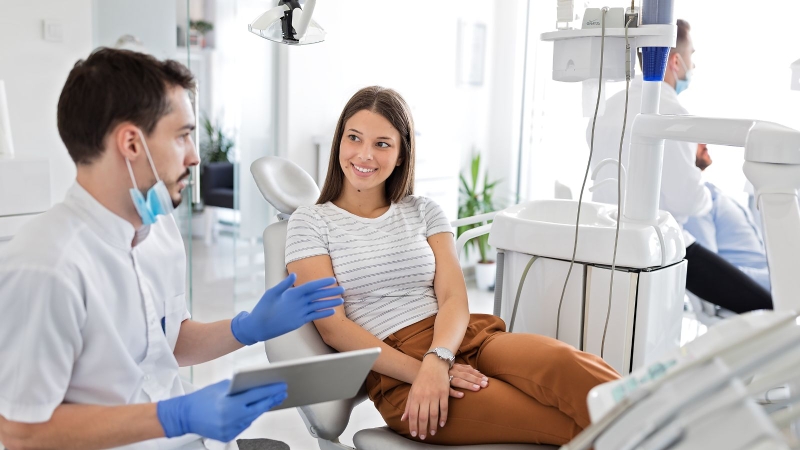 Trao đổi thật kỹ với bác sĩ nha khoa tại Việt Nam