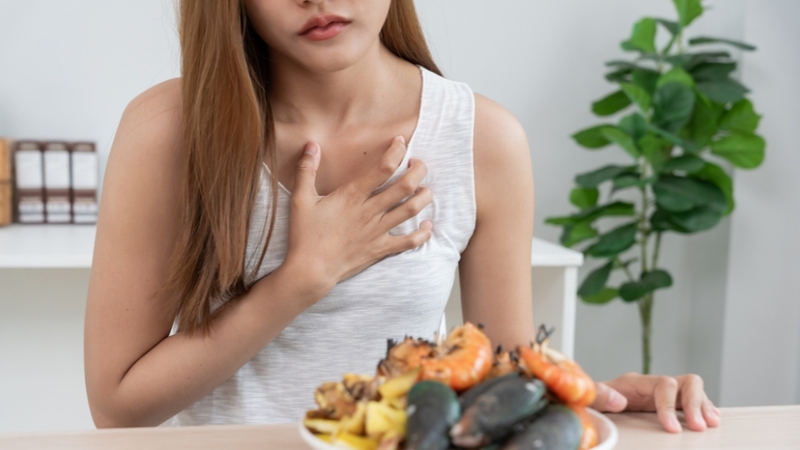 Tìm hiểu dị ứng đạm là gì?