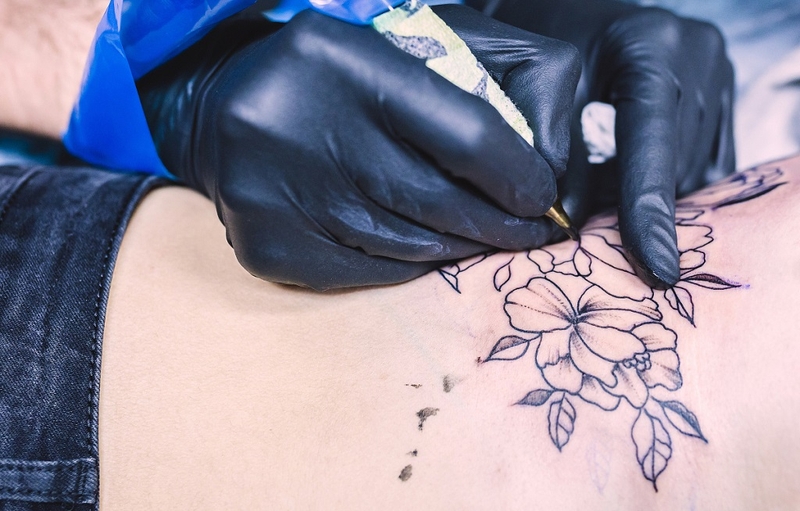 Dị ứng mực xăm là thế nào? Cách nhận biết và điều trị da bị dị ứng sau khi xăm 2