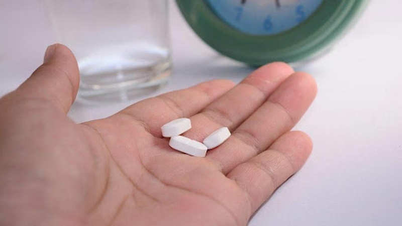 di-ung-thuoc-tay-co-tiem-vac-xin-duoc-khong 2