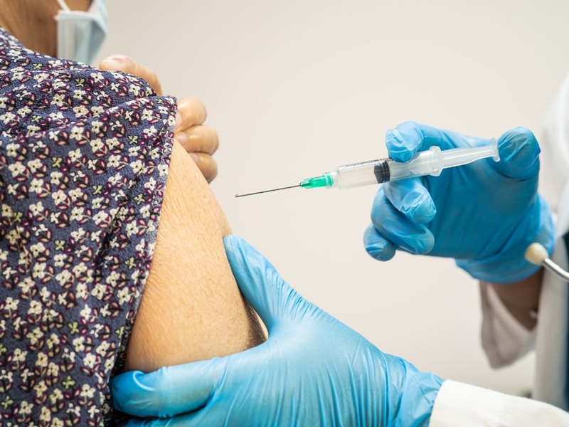 Địa chỉ nào tiêm ngừa zona ở Long An uy tín và an toàn? Lợi ích của việc tiêm ngừa zona 2