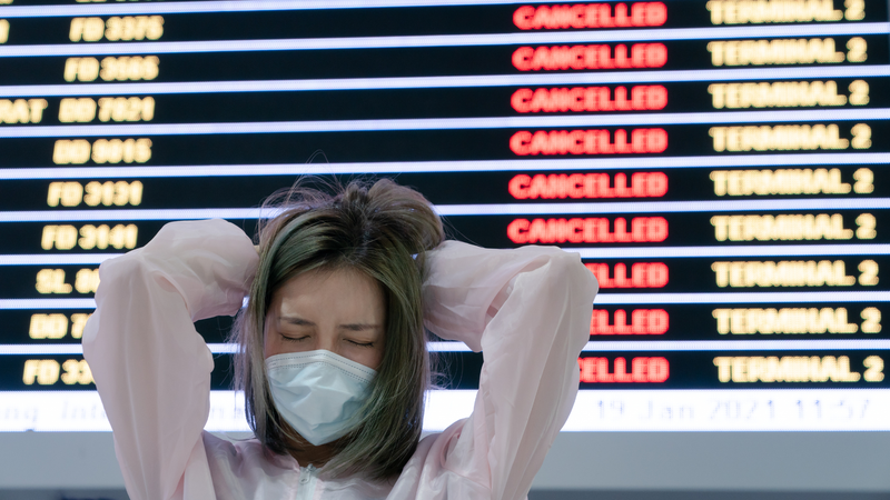 Đau đầu, mệt mỏi là những dấu hiệu thường gặp khi nhiễm virus Nipah