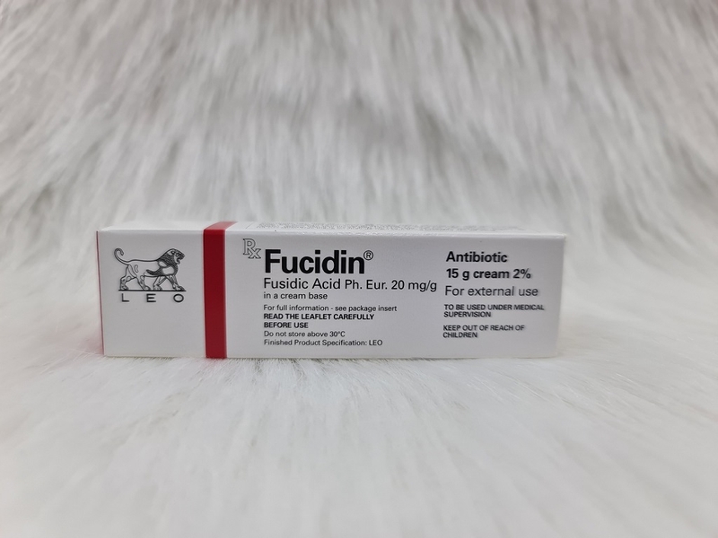 Điểm danh 10 loại thuốc trị mụn trứng cá cho da nhờn mà bạn nên biết 3