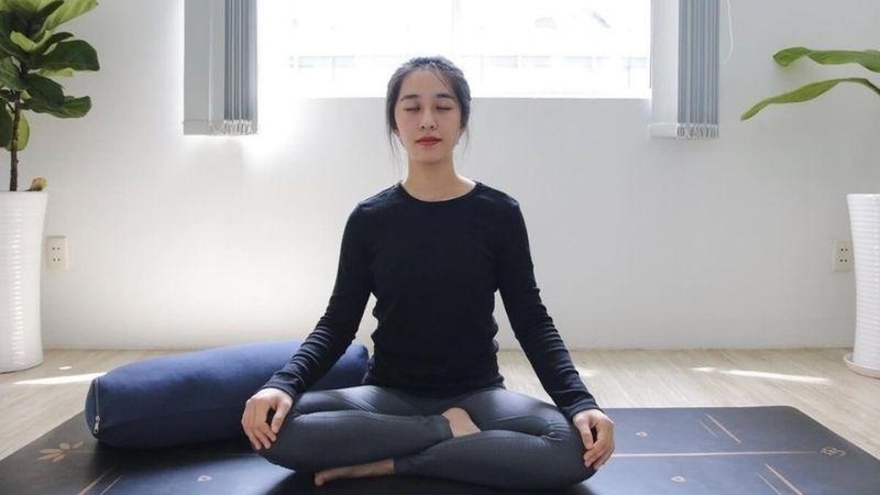 Điểm danh 5 tư thế yoga chữa bệnh gan tốt, dễ thực hiện 2