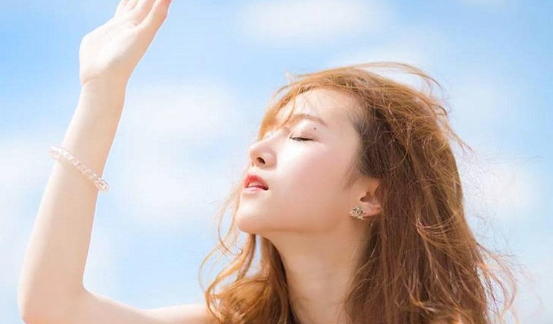 Điểm mặt các loại kem chống nắng dạng xịt đang hot dịp hè 2019