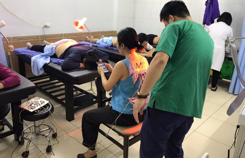 Điện châm chữa đau vai gáy có hiệu quả không? Các bước tiến hành kỹ thuật điện châm 4