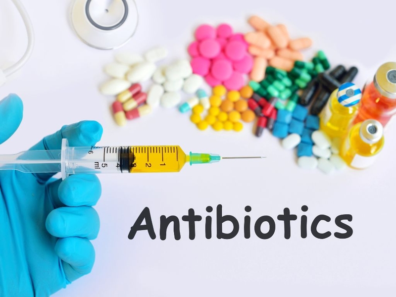 Điều chỉnh liều kháng sinh cho bệnh nhân suy thận và những điều cần biết 1