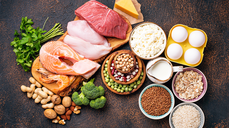 Nên ưu tiên nguồn protein đa dạng và cân bằng