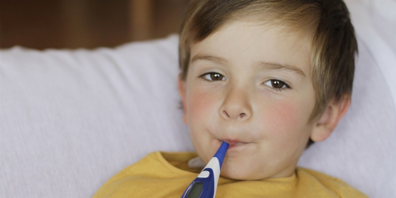 Triệu chứng thường gặp sốt siêu vi phát ban