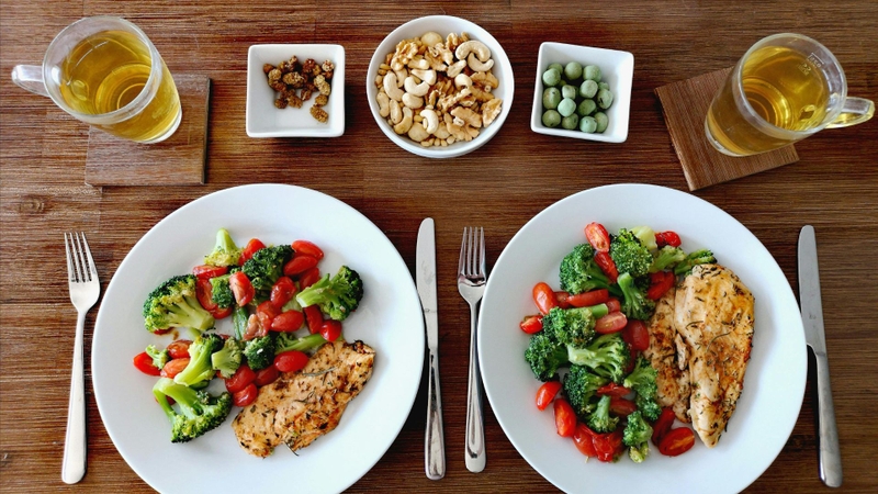 Chế độ ăn lành mạnh hỗ trợ hiệu quả trong điều trị thiếu máu não