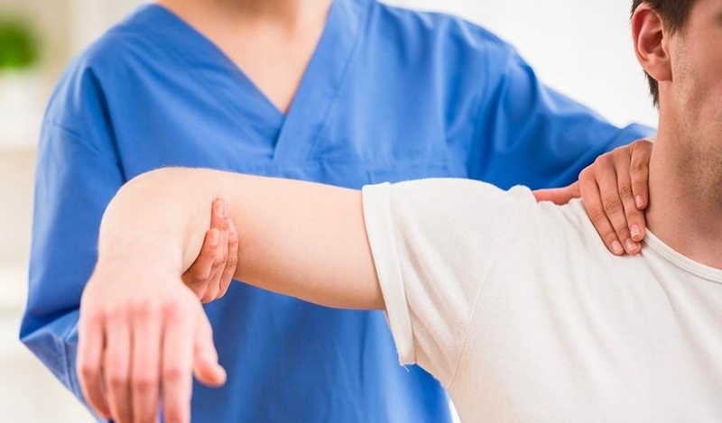 Điều trị viêm quanh khớp vai theo y học cổ truyền​ như thế nào? 3