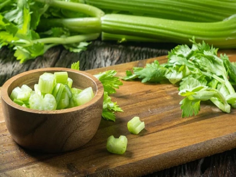 Dinh dưỡng của cần tây như thế nào? Công thức nước ép cần tây cho người tiểu đường 1
