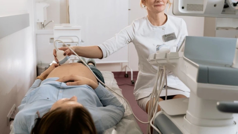 Mẹ bầu cần lựa chọn cơ sở y tế uy tín để siêu âm đo độ mờ da gáy