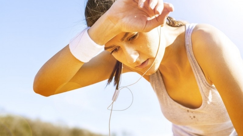 Đổ mồ hôi có đốt cháy calo không? Đổ mồ hôi có tác động gì đối với cơ thể? 2