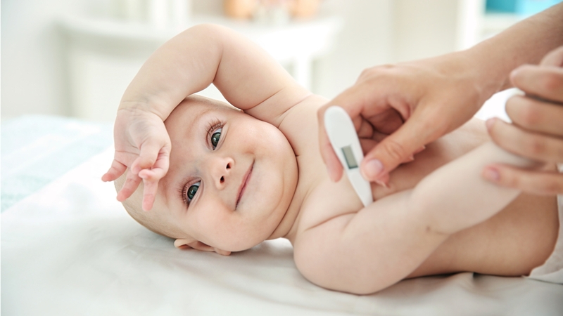 Đọc ngay: Tiêm vacxin 5 trong 1 trẻ bị sốt phải làm sao? 3