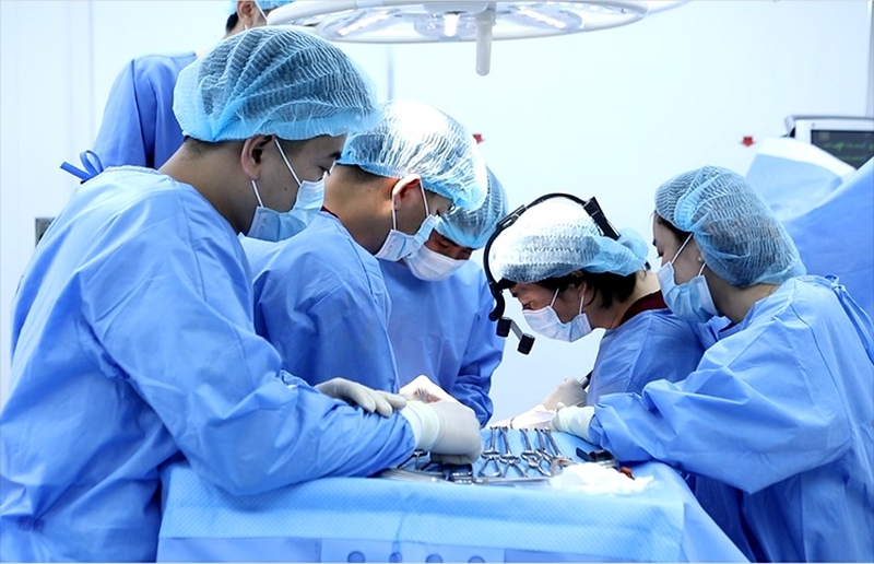 Độn cằm bao lâu hết sưng? Tìm hiểu về phẫu thuật độn cằm3