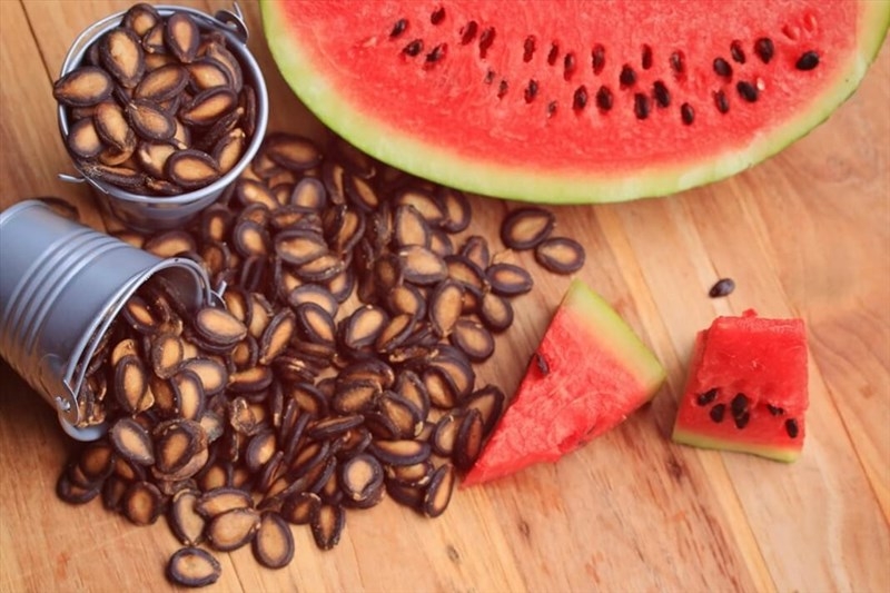 Ăn hạt dưa có tốt không và ăn sao để không bị đau họng? 1
