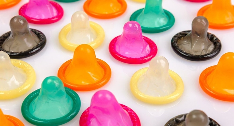 Dùng bao cao su khi quan hệ: Cách bảo vệ bản thân tốt nhất! 1