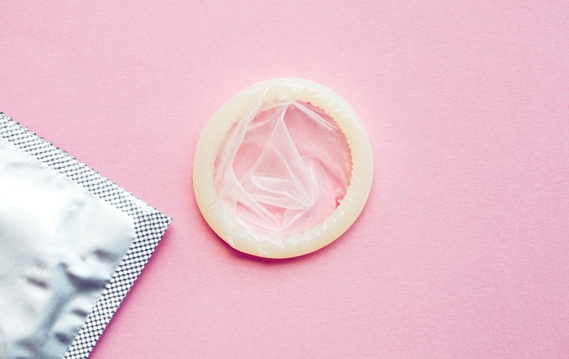 Dùng bao cao su vẫn có thai: Nguyên nhân do đâu? 3