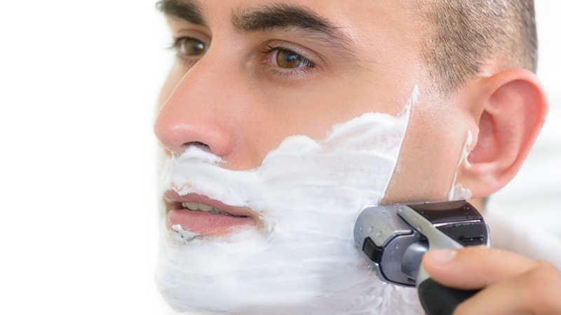 Dùng chung máy cạo râu có sao không? Cảnh báo rủi ro và cách bảo vệ sức khỏe 3